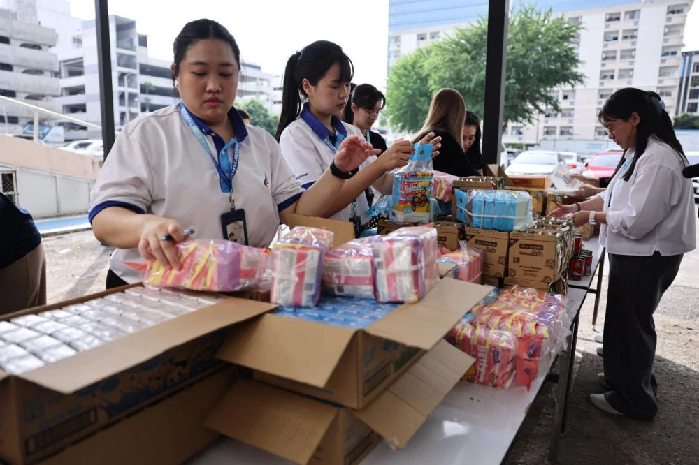 บางกอกแอร์เวย์สเร่งส่งมอบความช่วยเหลือแก่ผู้ประสบอุทกภัยในพื้นที่อำเภอหาดใหญ่